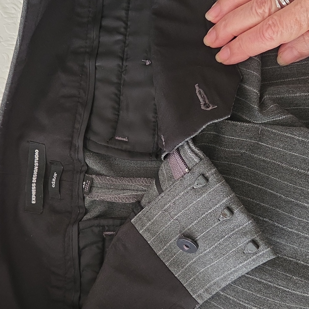 Nwot Express Design Studio Gray Pinstriped Slacks - image 8